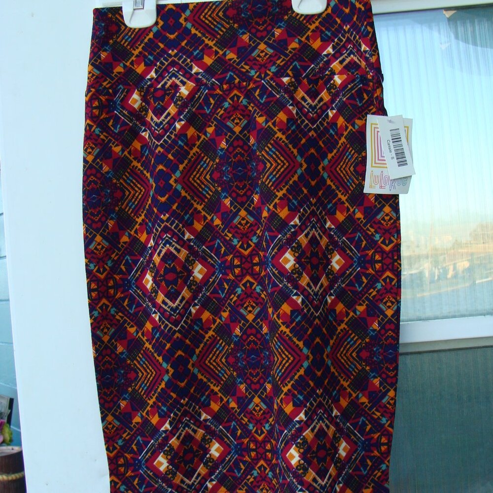 LulaRoe Cassie S tribal pencil skirt